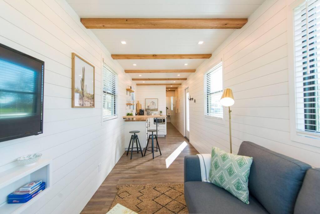 Container Home With Rooftop Views And Pickleball-Pecan Grove Bellmead Extérieur photo