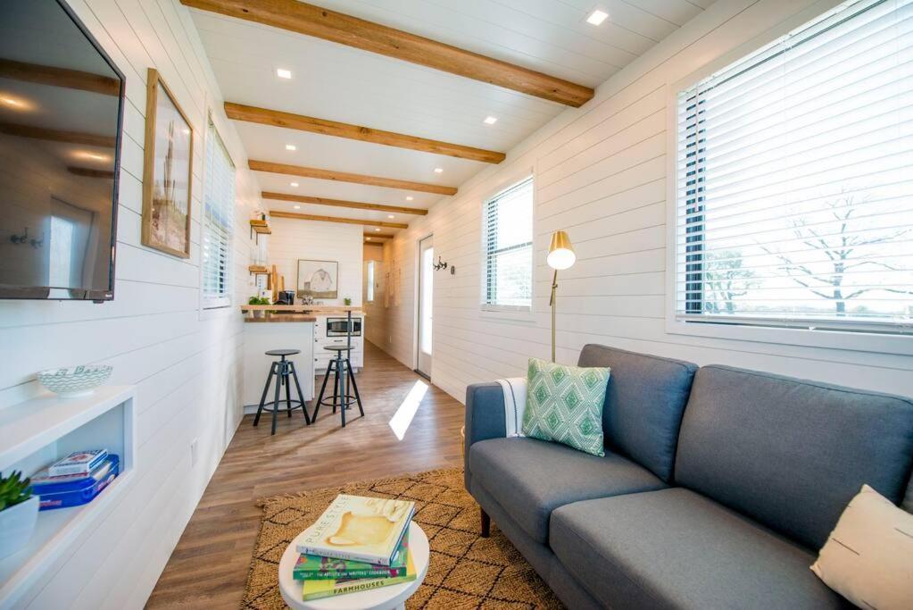 Container Home With Rooftop Views And Pickleball-Pecan Grove Bellmead Extérieur photo
