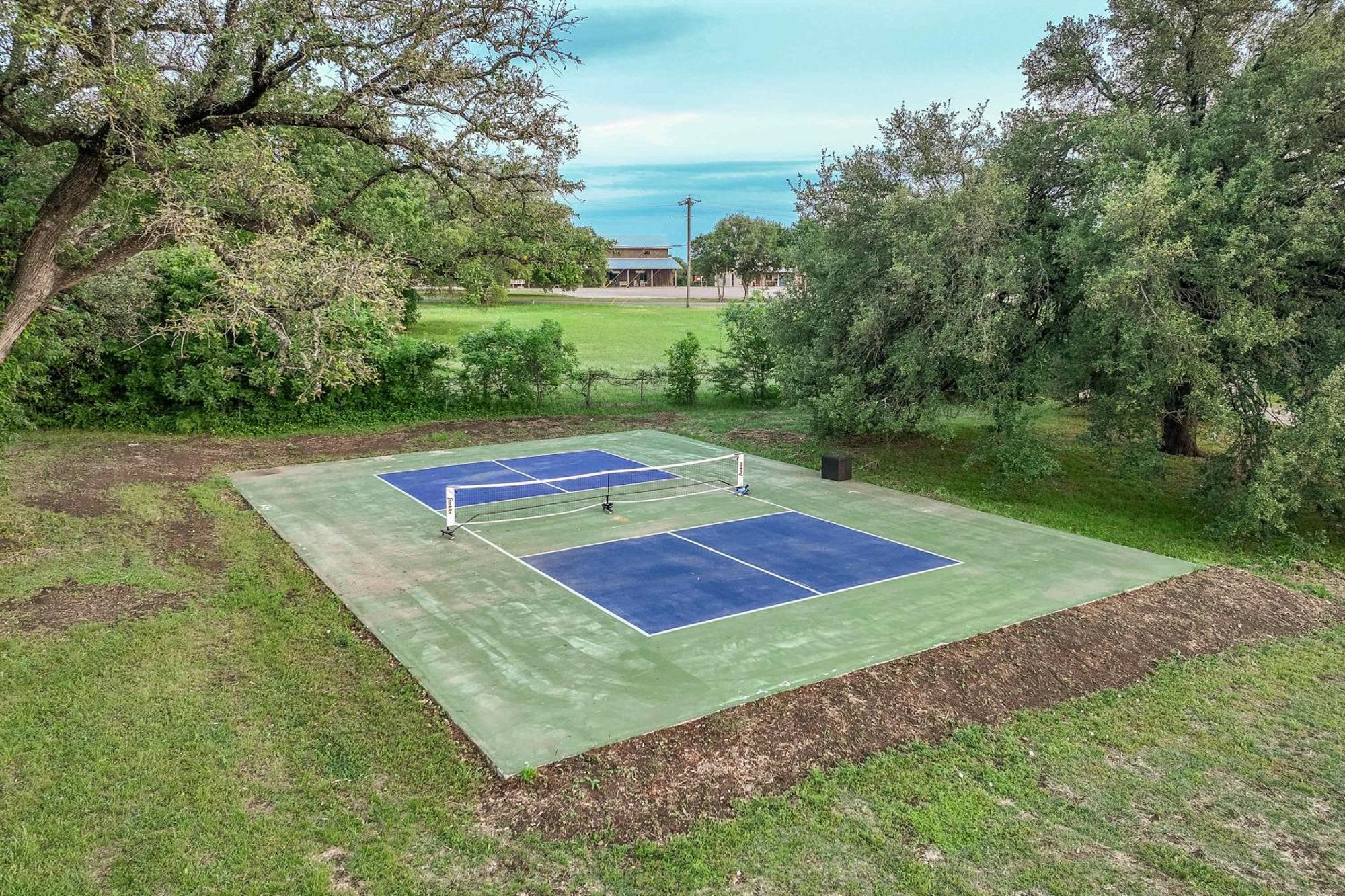 Container Home With Rooftop Views And Pickleball-Pecan Grove Bellmead Extérieur photo